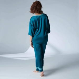 Satin Secrets top lange mouw CYAAN BLAUW