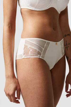 True Lace shorty WIT